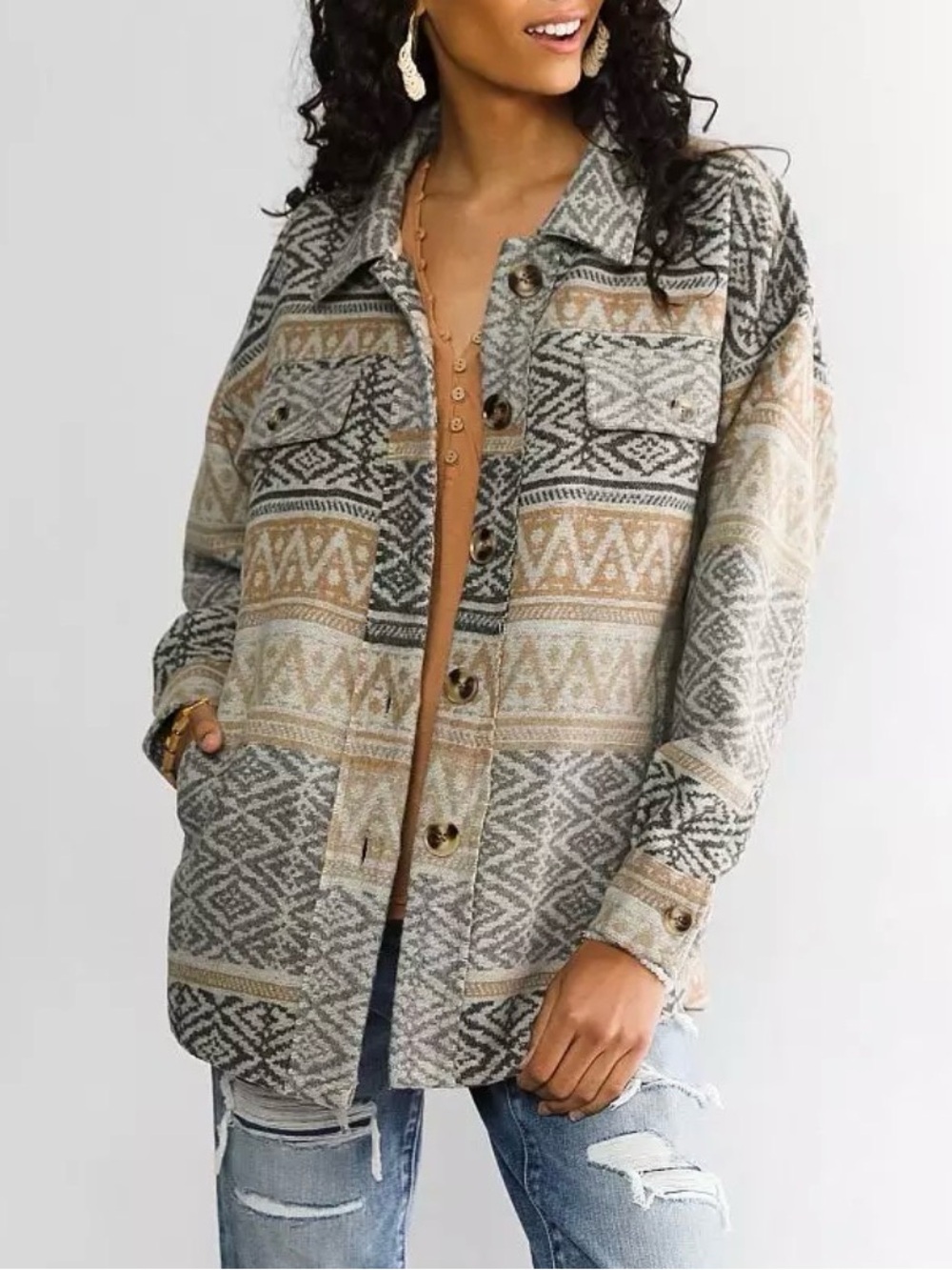 Mystree Women’s Brushed Knit Aztec Bohemian Printed Shacket Jacket
• Size Small